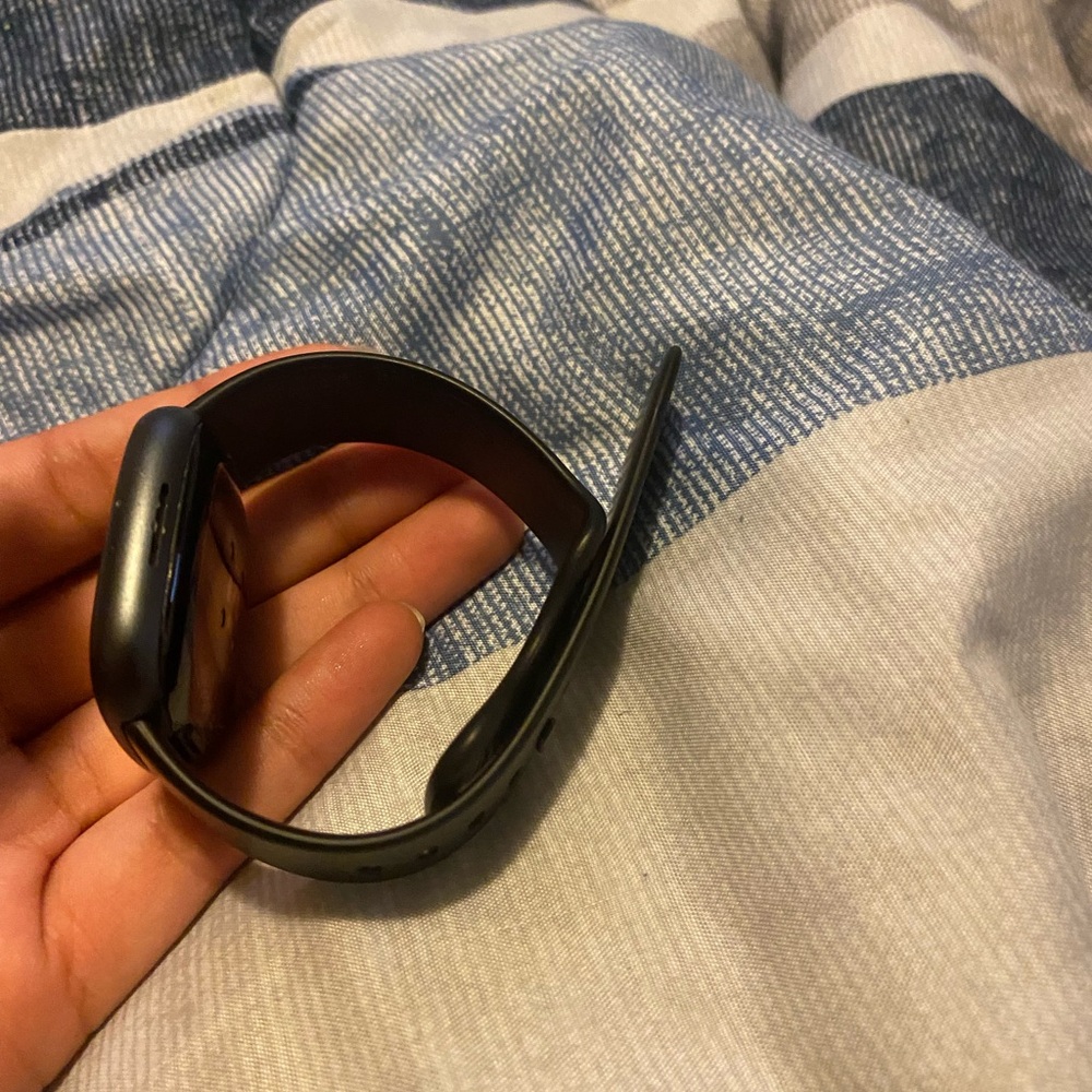 Fitbit - Picture 3 of 3